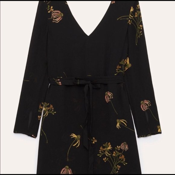 BNWT Aritzia Little Moon Cordata Dress - size 2 - Picture 3 of 14